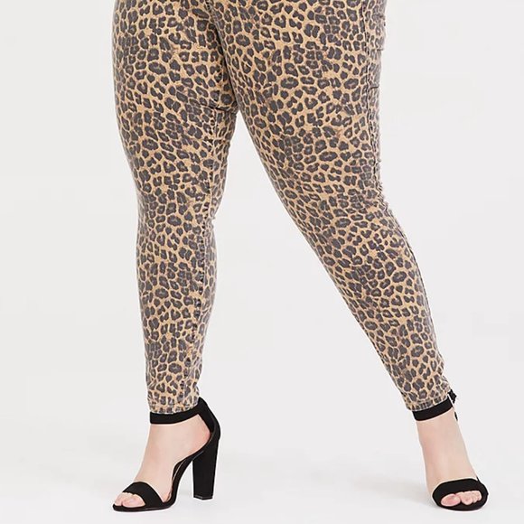 Plus Size 22 or 24 TORRID Leopard Print Jegging Stretchy Skinny Jeans new pants - Picture 3 of 4